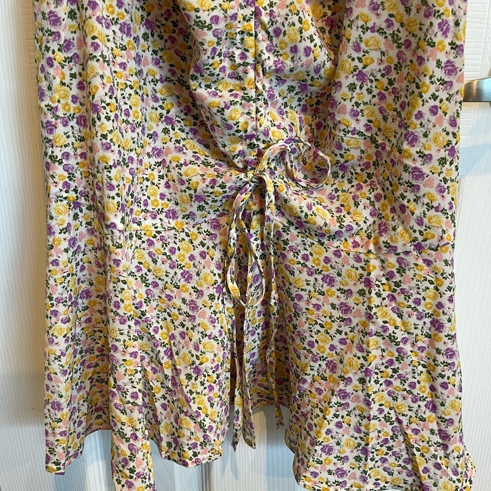 Cupshe Brisa V-Neck Adjustable Straps Slip Dress - Picture 6 of 15